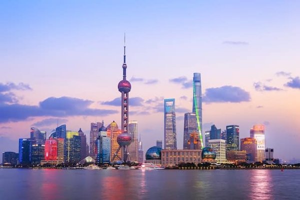 Shanghai : Ex-concession française et Pudong, se promener à vélo ou en taxi, visiter les temples et jardins, embarquer dans un side-car
