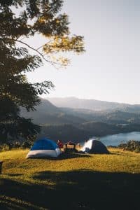 Cuisine en Plein Air: Recettes Savoureuses et Faciles pour un Camping Réussi